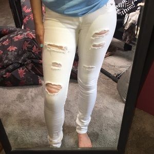 Hollister white ripped jeans